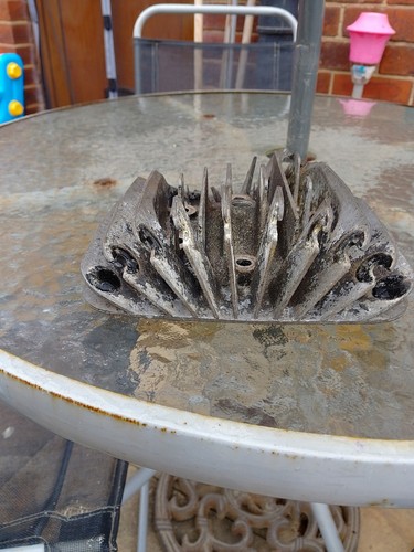 Yamaha dt175 cylinder head - ,